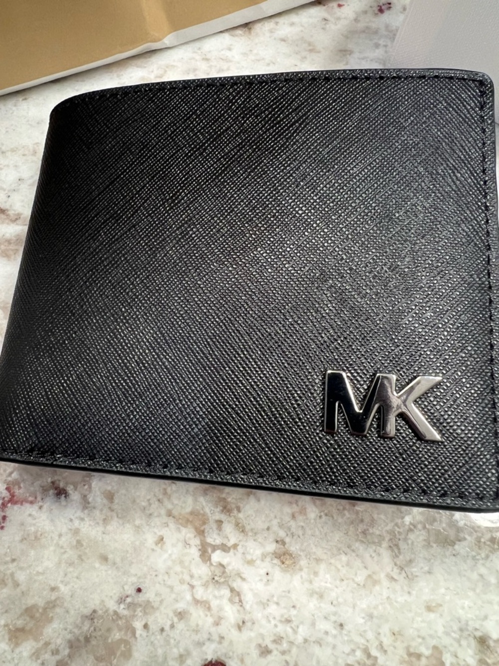MICHAEL KORS Runway Two-Tone Watch And Cooper Saffiano Leather Billfold Wallet - Picture 9 of 10